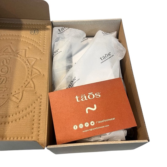 Taos NEW EZ Soul Grey Wash Canvas Slip on Sneakers SZ 7 - Picture 10 of 10